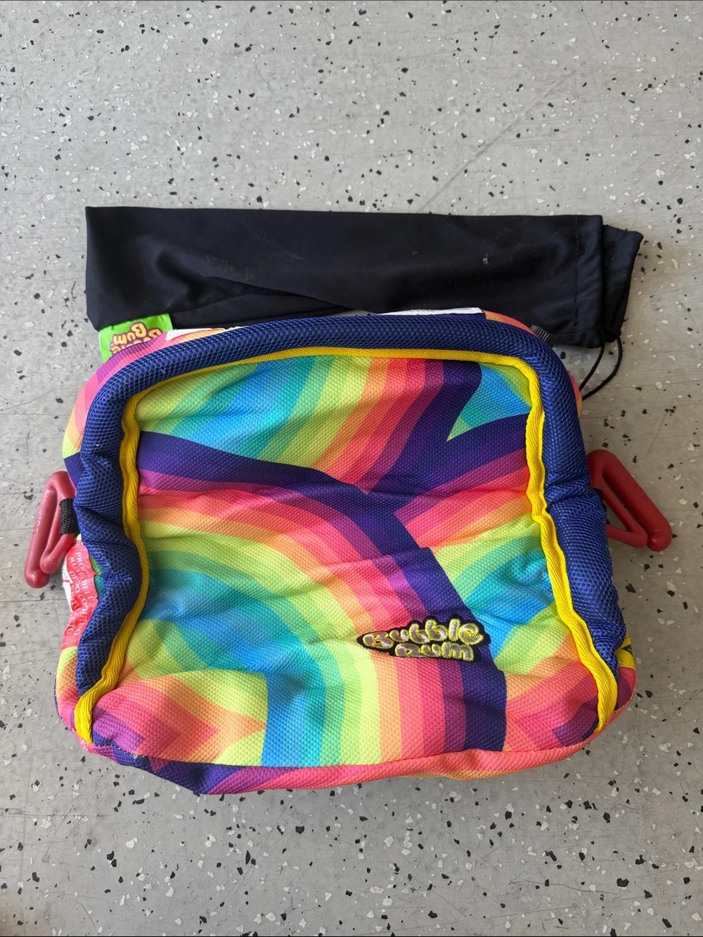Bubble bum travel car seat